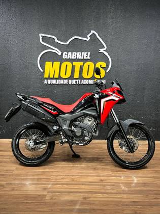 HONDA XRE 300 SAHARA RALLY 